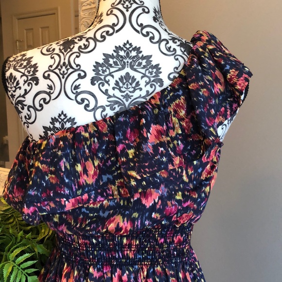 𝘓𝘪𝘱𝘴𝘵𝘪𝘤𝘬 𝘥𝘳𝘦𝘴𝘴 - Picture 7 of 8